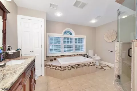 34 Shore Rd, Wayne, NJ 07470 photo 11