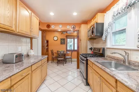 834 Broad St, Bloomfield, NJ 07003 photo 10