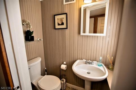 541 Malcolm Rd, Union, NJ 07083 photo 13