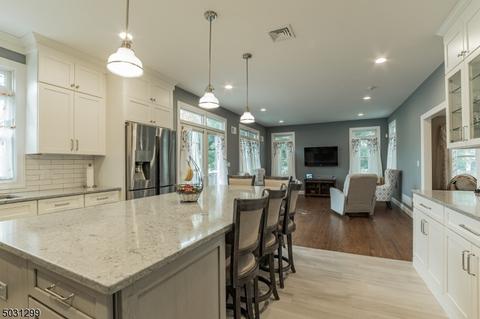 106 Beech St, Nutley, NJ 07110 photo 7