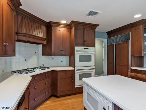 2 Darling Rd, Waldwick, NJ 07463 photo 11
