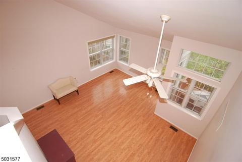 8 Rainier Ct, Hackettstown, NJ 07840 photo 9