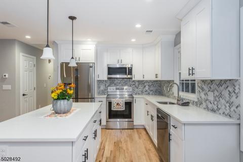 91 E Mountain Rd, Sparta, NJ 07871 photo 9