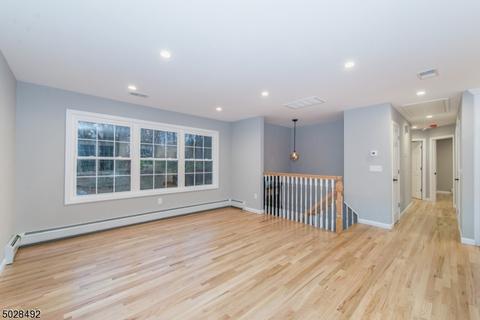 91 E Mountain Rd, Sparta, NJ 07871 photo 4