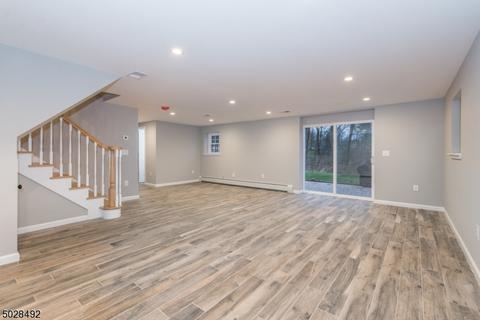 91 E Mountain Rd, Sparta, NJ 07871 photo 16