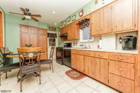 20 Duncan Pl, Nutley, NJ 07110 photo 11