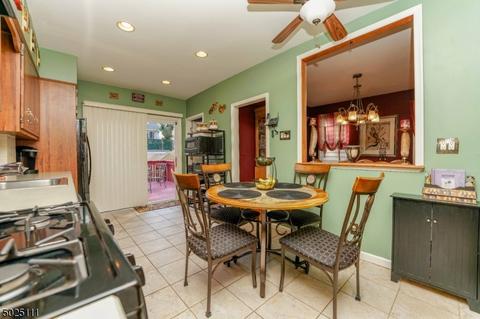 20 Duncan Pl, Nutley, NJ 07110 photo 12