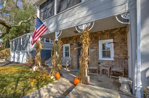 74 Mendham Rd, Gladstone, NJ 07934 photo 2