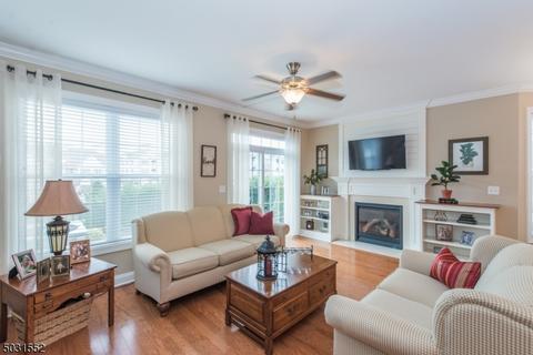 47 Red Oak Ct, Haskell, NJ 07420 photo 3