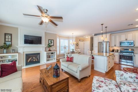 47 Red Oak Ct, Haskell, NJ 07420 photo 4