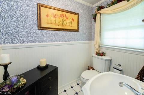 61 Hershey Rd, Wayne, NJ 07470 photo 8