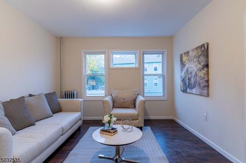406 E 9th Ave, Roselle, NJ 07203 photo 3