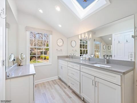 28 E Main St, Brookside, NJ 07926 photo 17