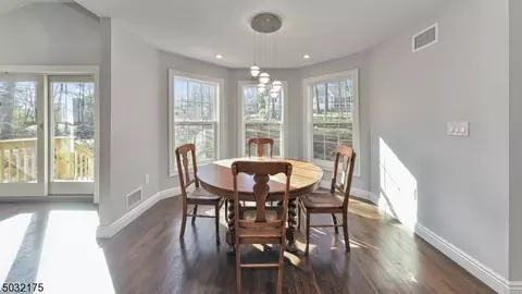 129 Chestnut Dr, Wayne, NJ 07470 photo 10