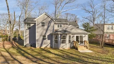 129 Chestnut Dr, Wayne, NJ 07470 photo 24