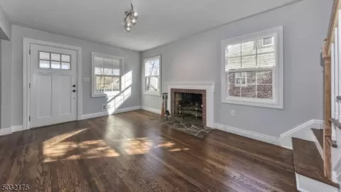 129 Chestnut Dr, Wayne, NJ 07470 photo 4