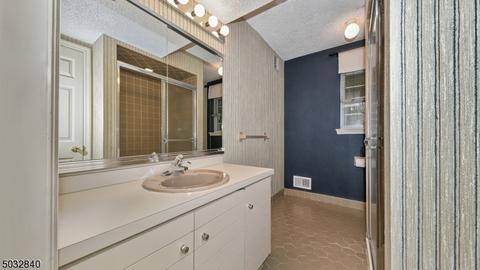 5 Teton Cir, Wayne, NJ 07470 photo 20