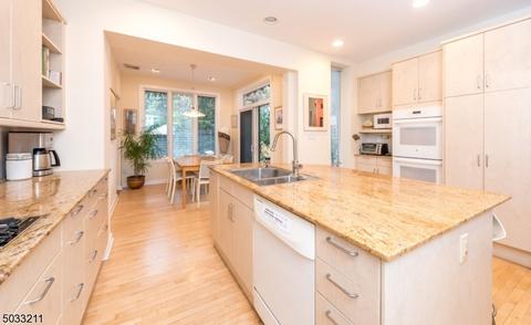 638 Prospect St, Maplewood, NJ 07040 photo 9