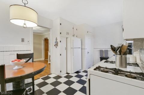 142 Bryant Ave, Springfield, NJ 07081 photo 9