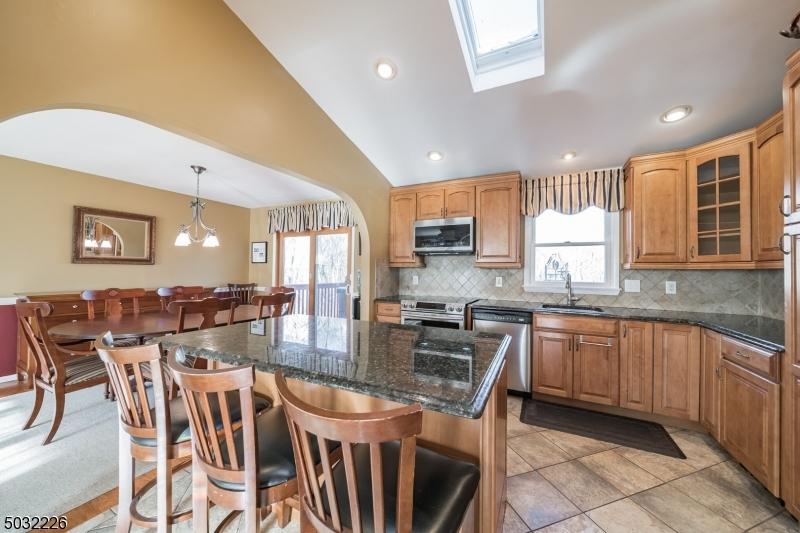  10 Lejay Ct, Wharton, NJ 07885 photo 1