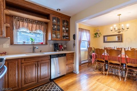 73 Deerfield Rd, Wayne, NJ 07470 photo 5