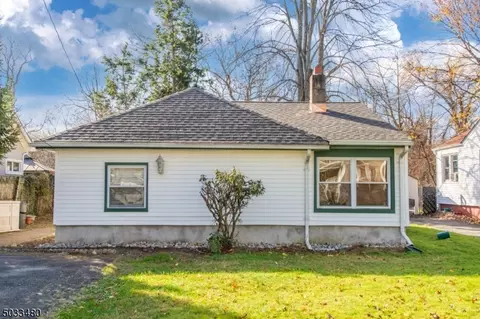 33 Shore Rd, Wayne, NJ 07470 photo 2