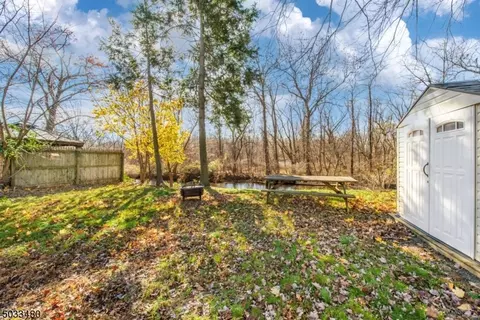 33 Shore Rd, Wayne, NJ 07470 photo 5