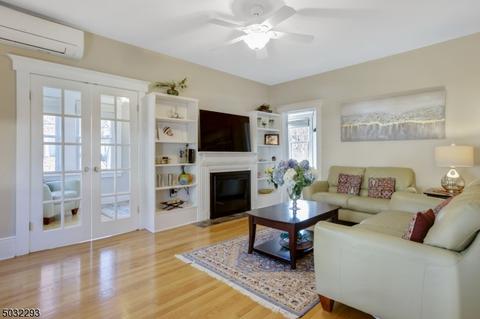 46 Milton St, Millburn, NJ 07041 photo 4