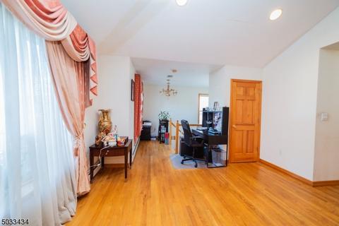 18 Myrtle Ave, Nutley, NJ 07110 photo 6
