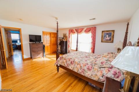 18 Myrtle Ave, Nutley, NJ 07110 photo 14