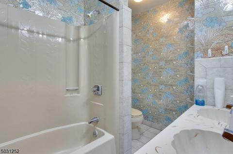 14 Evelyn Ter, Wayne, NJ 07470 photo 13