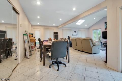 14 Evelyn Ter, Wayne, NJ 07470 photo 5