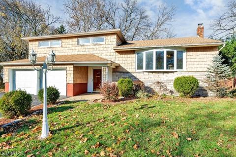 15 Robin Ct, Springfield, NJ 07081 photo 1