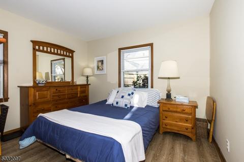 35 Milton St, Millburn, NJ 07041 photo 8