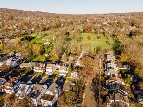 35 Milton St, Millburn, NJ 07041 photo 22