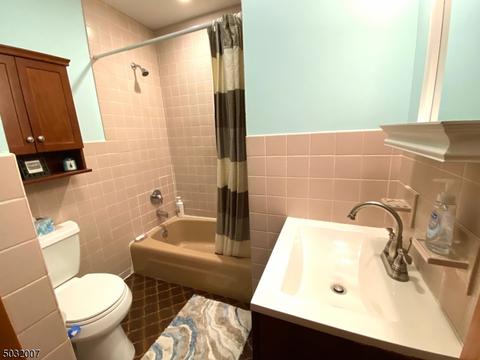35 Milton St, Millburn, NJ 07041 photo 9