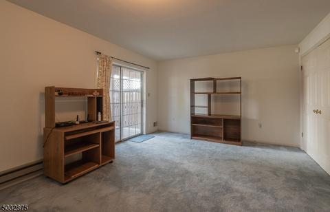 16 Bobolink Ct, Wayne, NJ 07470 photo 20