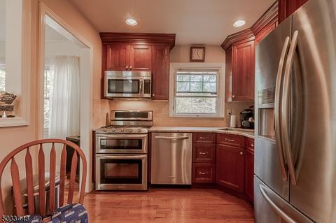 148 Mill Ln, Mountainside, NJ 07092 photo 13