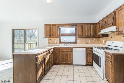2 Andrews Rd, Randolph, NJ 07869 photo 6