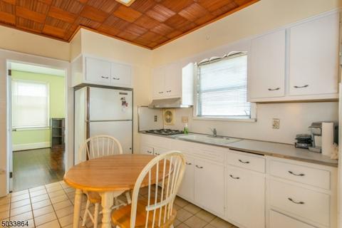 292 Berkeley Ave, Bloomfield, NJ 07003 photo 15