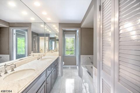 182 E Mendham Rd, Mendham, NJ 07945 photo 16
