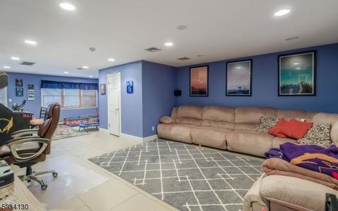 67 Stager St, Nutley, NJ 07110 photo 8