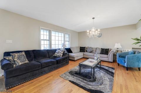 1694 Ratzer Rd, Wayne, NJ 07470 photo 4