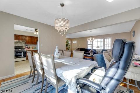 1694 Ratzer Rd, Wayne, NJ 07470 photo 7