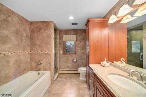 88 Tree Top Dr, Springfield, NJ 07081 photo 15