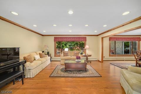 88 Tree Top Dr, Springfield, NJ 07081 photo 10