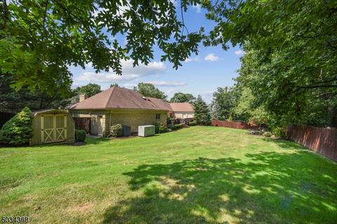 88 Tree Top Dr, Springfield, NJ 07081 photo 23