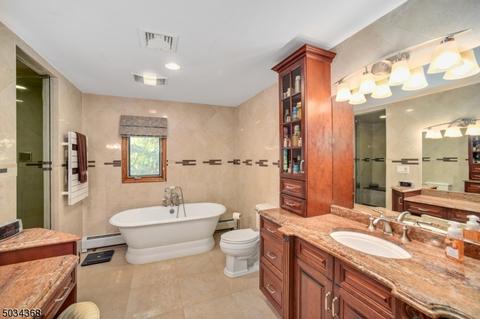 88 Tree Top Dr, Springfield, NJ 07081 photo 16