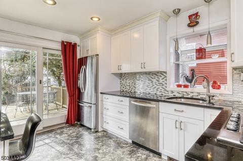 126 E Prospect St, Waldwick, NJ 07463 photo 13