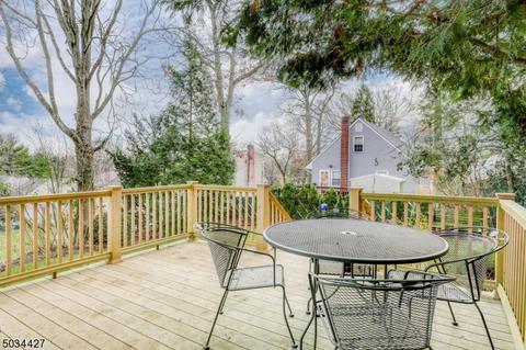 126 E Prospect St, Waldwick, NJ 07463 photo 5